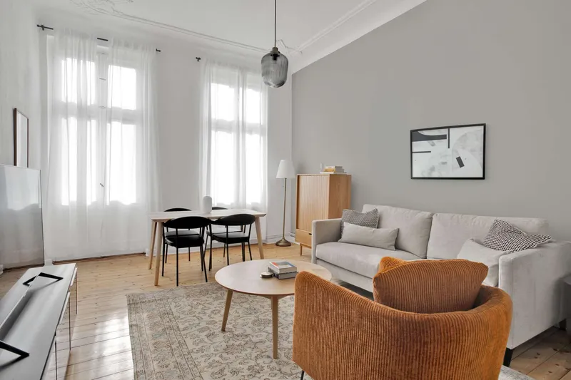 Charmante 2-Zimmer Wohnung in Friedrichshain - voll möbliert — photo 1